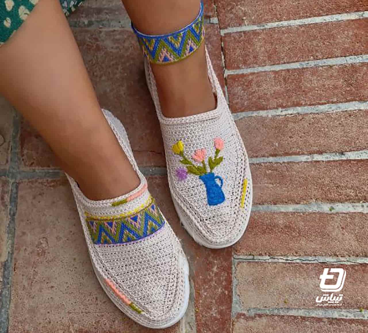 فروش گیوه در بازار تهران + قیمت کفش گیوه رنگی عمده