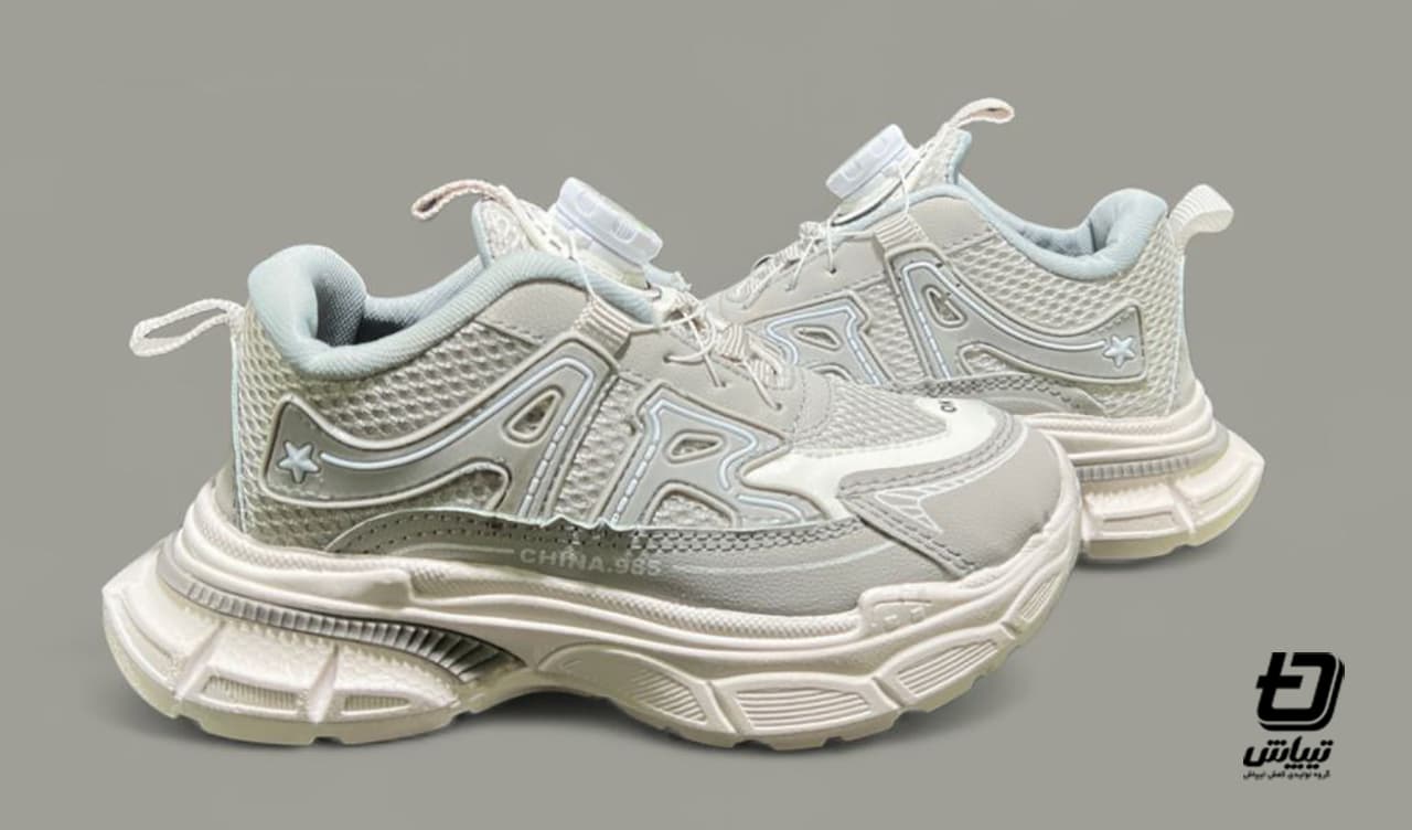 کانال عمده فروشی کفش بچه گانه اسپرت طرح دار | قیمت عمده 1404