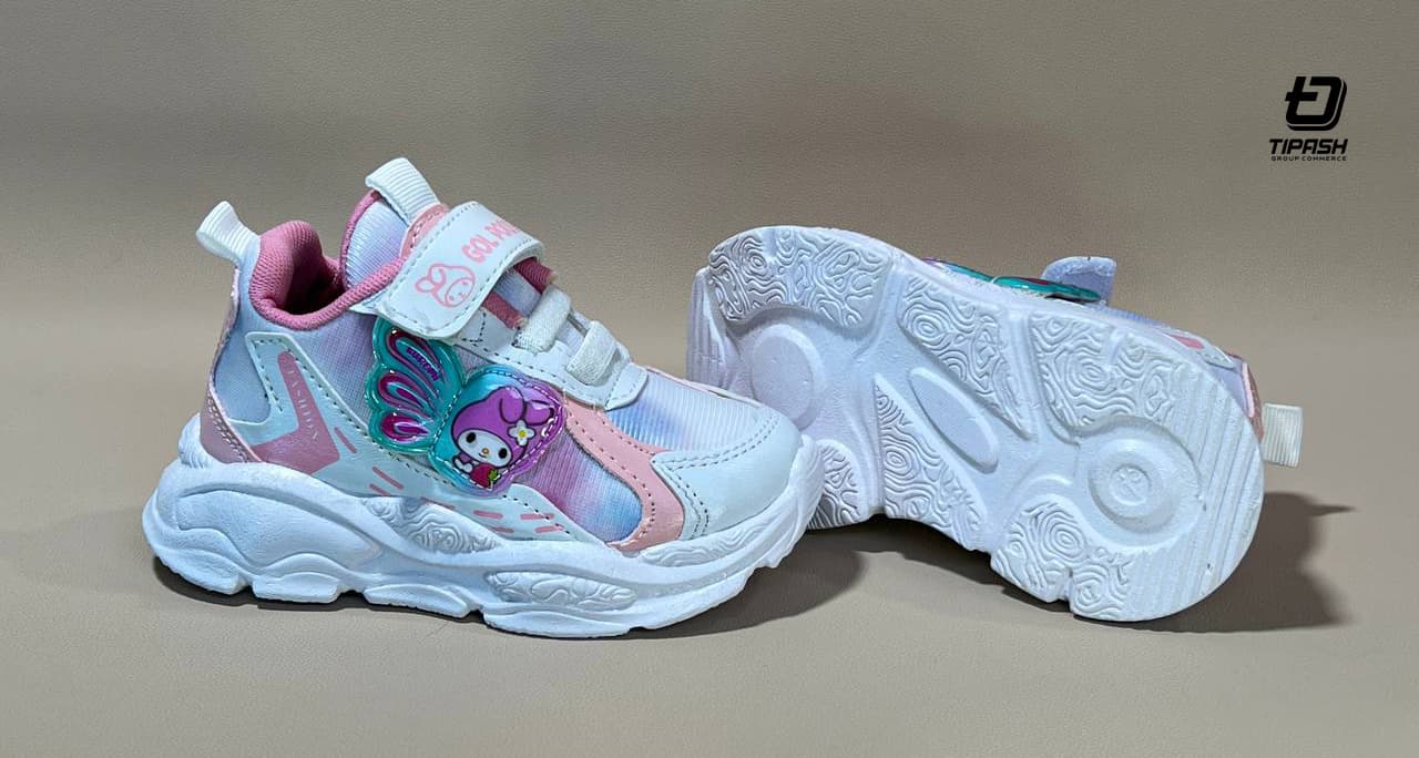 کانال عمده فروشی کفش بچه گانه اسپرت طرح دار | قیمت عمده 1404